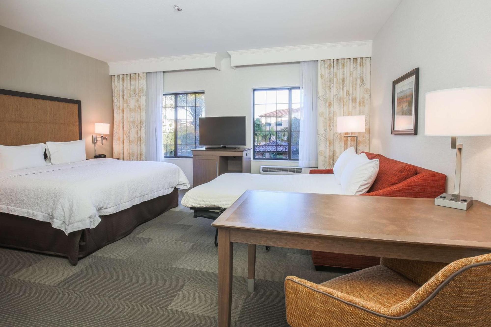 Hampton Inn & Suites Camarillo Exteriör bild