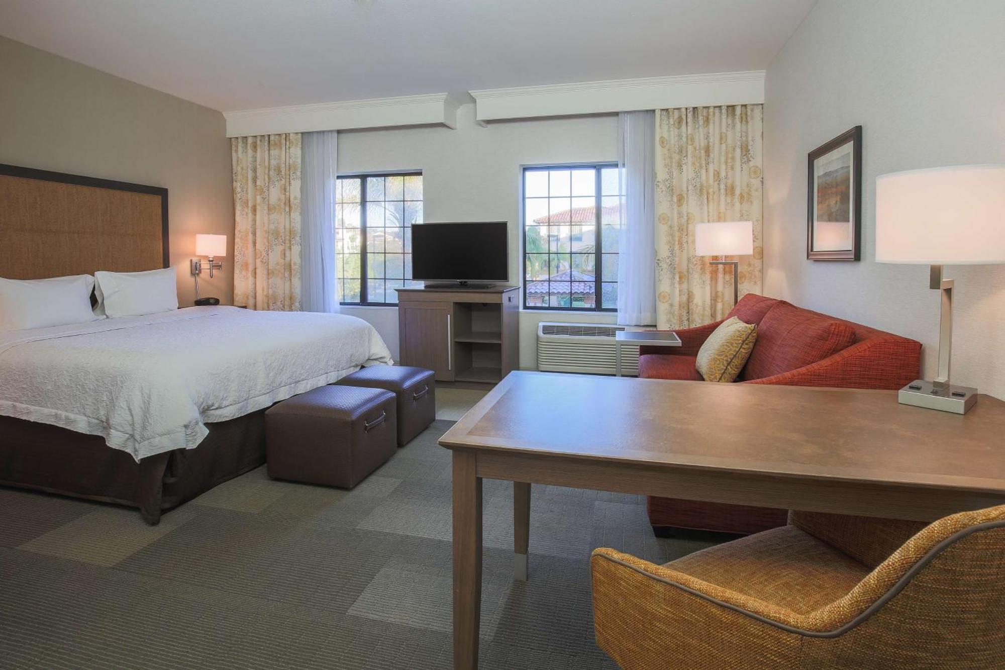 Hampton Inn & Suites Camarillo Exteriör bild