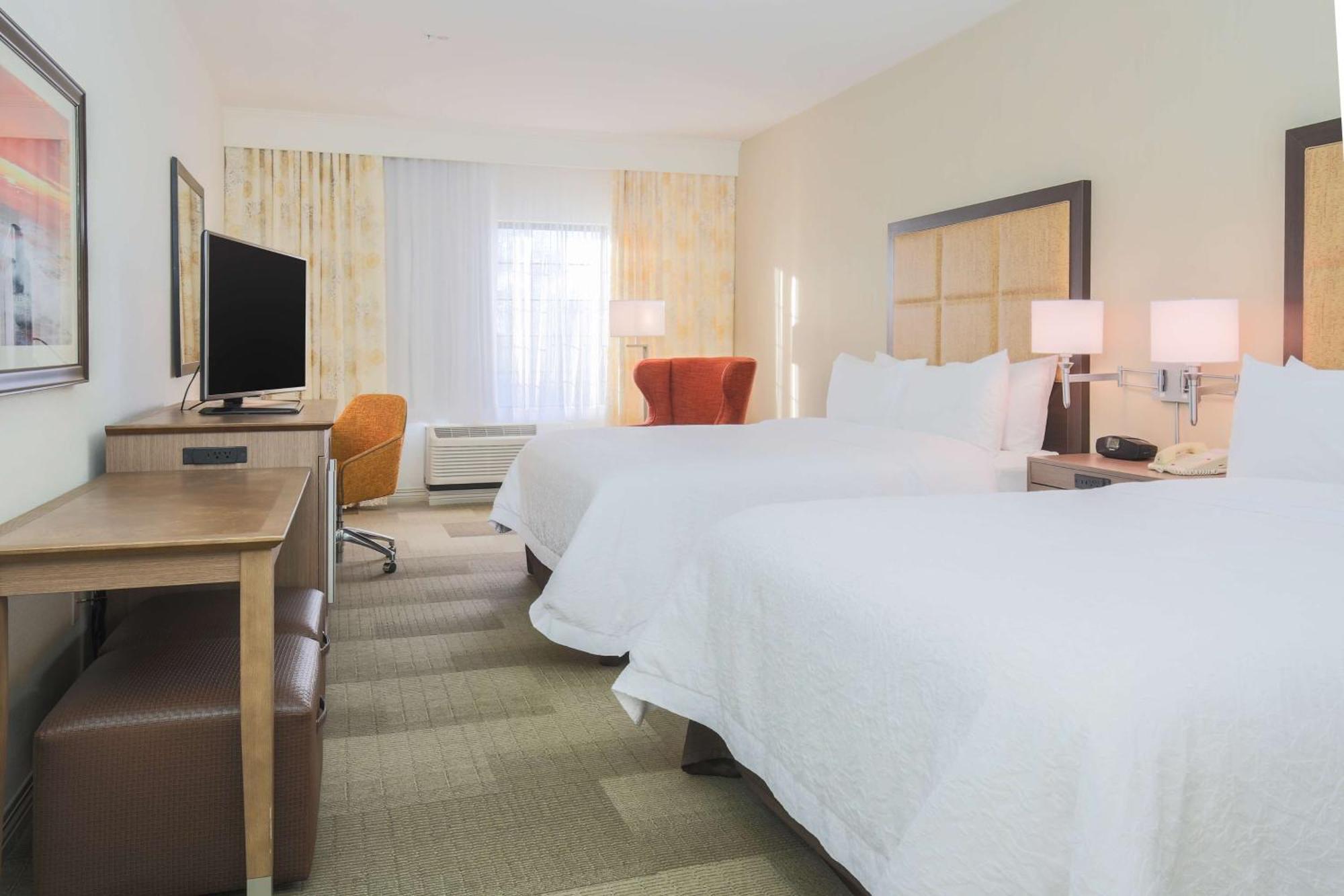 Hampton Inn & Suites Camarillo Exteriör bild