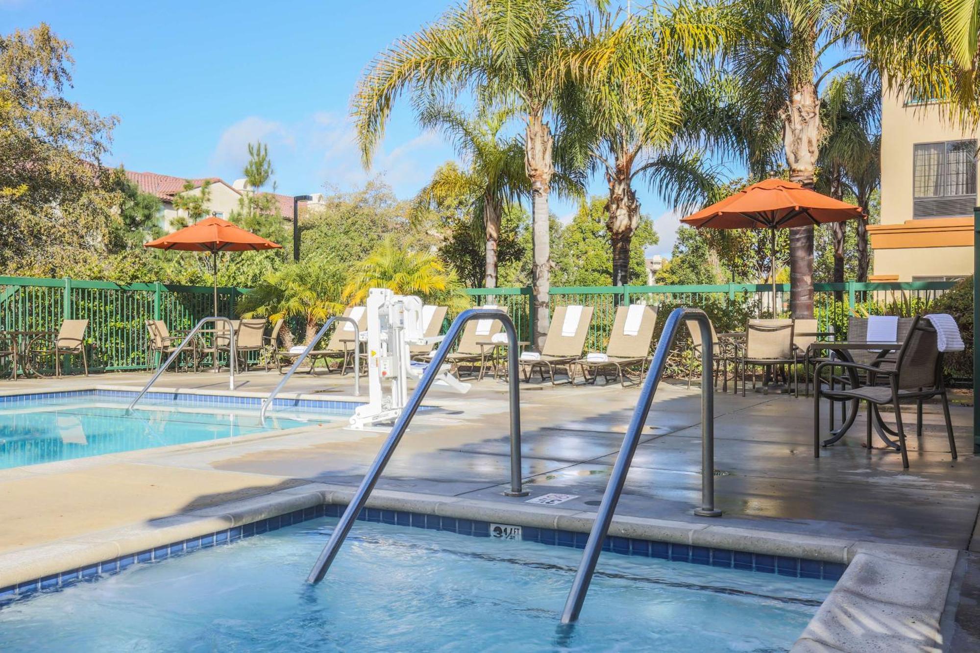 Hampton Inn & Suites Camarillo Exteriör bild