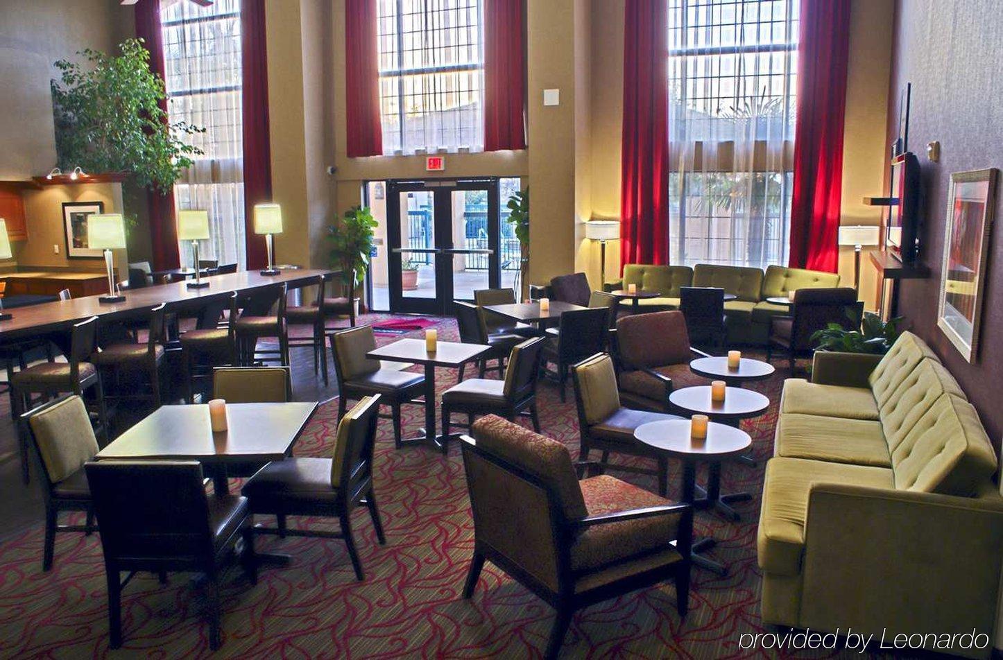Hampton Inn & Suites Camarillo Restaurang bild